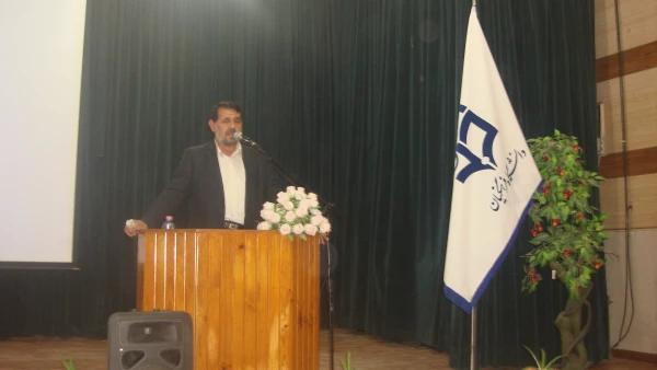 حضور استاندار هرمزکان جناب آقای جادری در مراسم گرامیداشت هفته آموزش و مقام معلم در پردیس شهید بهشتی هرمزگان