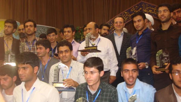 کسب مقام توسط دانشجویان پردیس شهید بهشتی هرمزگان در جشنواره قرآن و عترت دانشجویان دانشگاه فرهنگیان