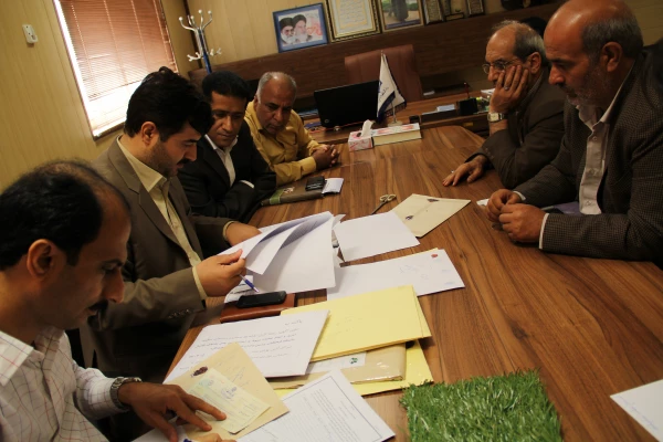 بازدید دکتر تاجیک اسماعیلی معاون توسعه مدیریت و منابع دانشگاه فرهنگیان از پردیس های استان هرمزگان و نظارت بر انجام مناقصه احداث زمین چمن مصنوعی پردیس شهید بهشتی هرمزگان