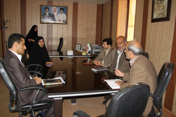 بازدید دکتر تاجیک اسماعیلی معاون توسعه مدیریت و منابع دانشگاه فرهنگیان از پردیس های استان هرمزگان و نظارت بر انجام مناقصه احداث زمین چمن مصنوعی پردیس شهید بهشتی هرمزگان