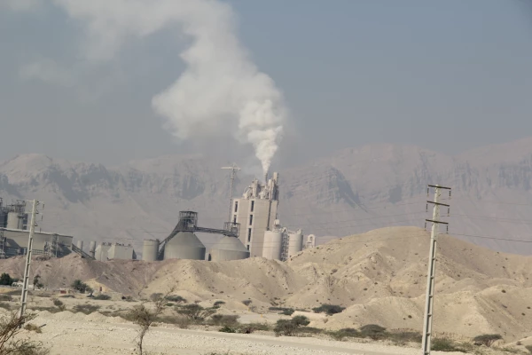 اردوی فرهنگی ،علمی وتفریحی بازدید از جنگل های حرا و کارخانه سیمان (بندرخمیر)