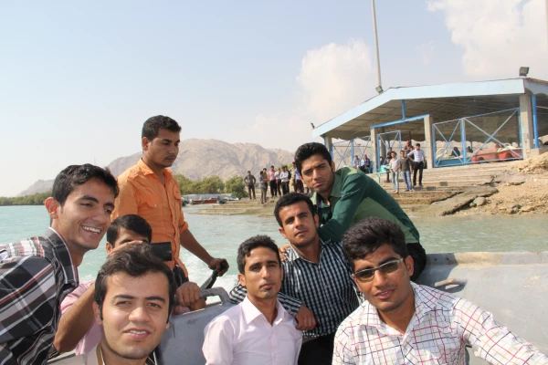 اردوی فرهنگی ،علمی وتفریحی بازدید از جنگل های حرا و کارخانه سیمان (بندرخمیر)