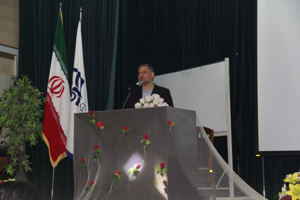 کارگاه آموزش علوم تجربی ابتدایی ویژه اساتید و دانشجویان علوم تربیتی پردیس شهید بهشتی هرمزگان با حضور دکتر امانی مدیر کل دفتر تالیف و برنامه ریزی کتابهای درسی ابتدایی و متوسطه نظری