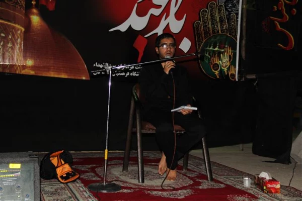 السلام علیک یا ابا عبدالحسین 

مراسم سوگواری امام حسین (ع) و یاران باوفایش 2