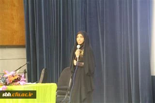 اکران فیلم های سومین روز از جشنواره فیلم رشد در بندرعباس

با حضور عزیز قاسمی تهیه کننده  و مستند ساز صدا و سیما