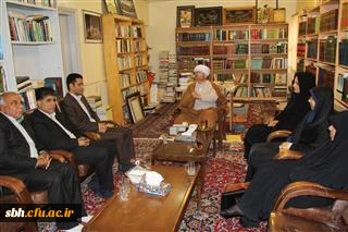 دیدار مسئولین و کارکنان پردیس های دانشگاه فرهنگیان هرمزگان

 با حضرت آیت الله نعیم آبادی نماینده ولی فقیه و امام جمعه بندرعباس