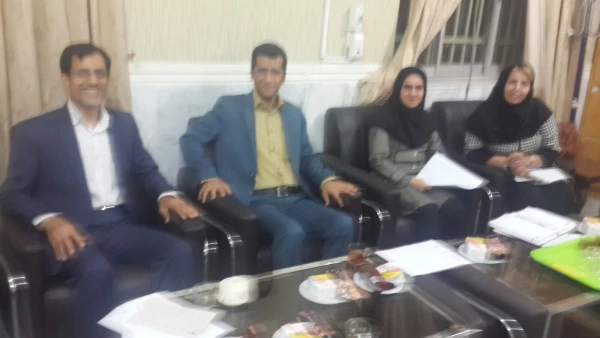 نشست هم اندیشی اتاق فکر استانداری هرمزگان با حضور مدیرکل خبرگزاری استان هرمزگان، مدیر گروه مشاوره دانشگاه هرمزگان و سایر اعضا به میزبانی دانشگاه فرهنگیان هرمزگان 3