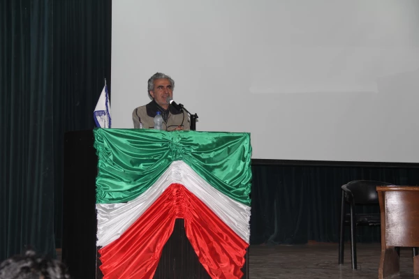 با حضور دکتر رئوفی استاد جامعه شناسی دانشگاه هرمزگان برگزار شد .

اولین کرسی آزاد اندیشی در نیمسال دوم سال تحصیلی جاری در خصوص انتخابات مجلس شورای اسلامی 
 3