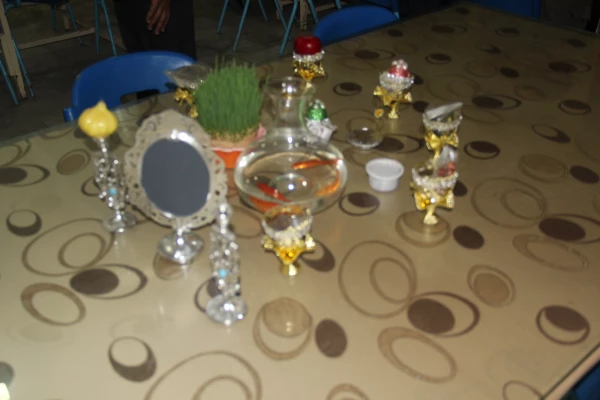 تشکیل نشست تقدیر و تشکر از تلاش های همکاران اداری  وخدماتی پردیس ها در سال 94 4