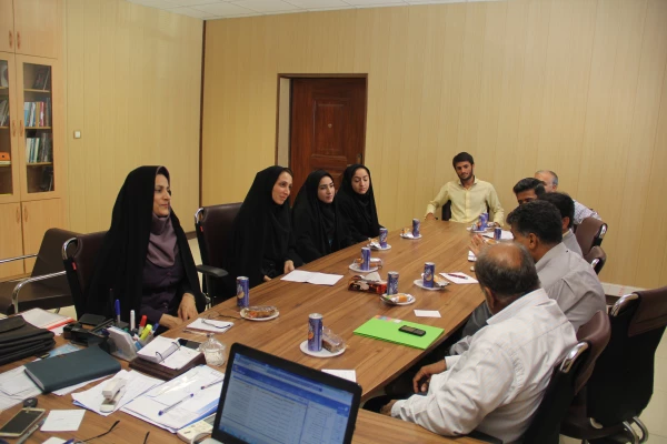 با حضور سرپرست امور پردیس های استان و کارگروه فرهنگی پردیس ها برگزار شد .

برنامه ریزی جهت برگزاری مراسم هفته معلم 7