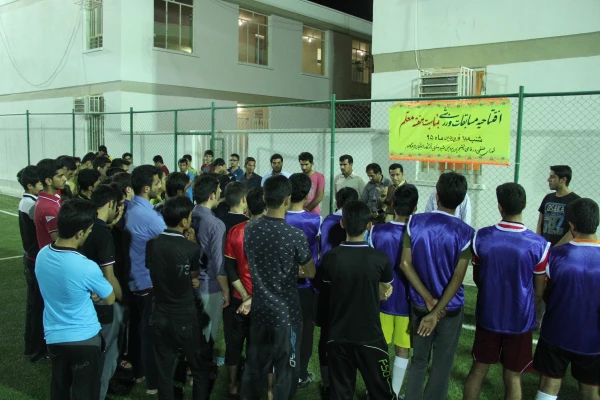 به همت شورای صنفی – رفاهی دانشجویان پردیس شهید بهشتی هرمزگان برگزار شد .

مراسم افتتاحیه مسابقات ورزشی گرامیداشت مقام معلم 9