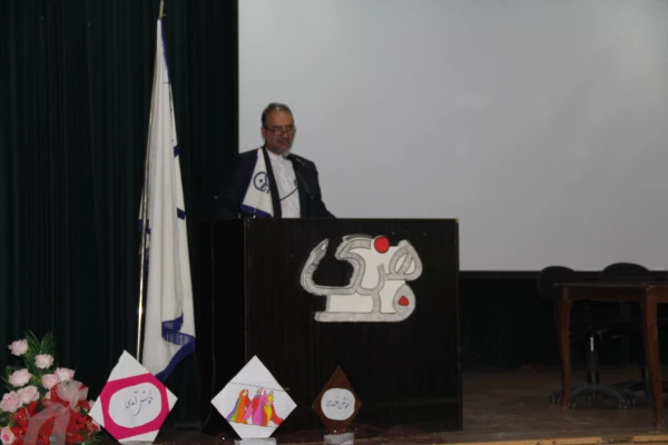 نشست صمیمی مدیر کل منابع انسانی و معاون اداره کل مالی و معاون اداره کل خدمات پیشتیبان دانشگاه فرهنگیان با کارکنان پردیس های استان هرمزگان 9