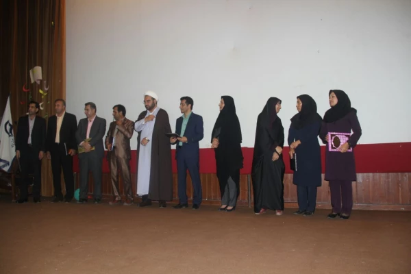 برگزاری مراسم با شکوه روز معلم و تقدیر از اساتید برگزیده دانشگاه فرهنگیان هرمزگان با حضور هاشمی تختی منتخب اول بندرعباس در مجلس شورای اسلامی و دریانورد ریاست سازمان مدیریت و برنامه ریزی استان هرمزگان 7