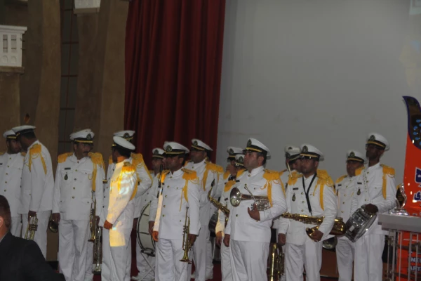 شرکت فعال دانشجو معلمان دانشگاه فرهنگیان در مراسم روز خلیج فارس با حضور دکتر علی جنتی وزیر محترم فرهنگ و ارشاد اسلامی و مسئولان استانی 7