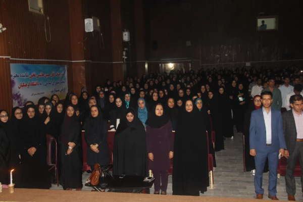 برگزاری مراسم با شکوه روز معلم و تقدیر از اساتید برگزیده دانشگاه فرهنگیان هرمزگان با حضور هاشمی تختی منتخب اول بندرعباس در مجلس شورای اسلامی و دریانورد ریاست سازمان مدیریت و برنامه ریزی استان هرمزگان 9