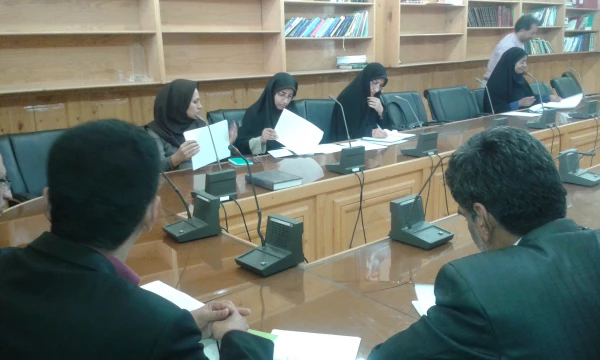 با حضور مسئولین دانشگاه فرهنگیان و معاونین اداره کل آموزش و پرورش استان هرمزگان برگزار شد . 7