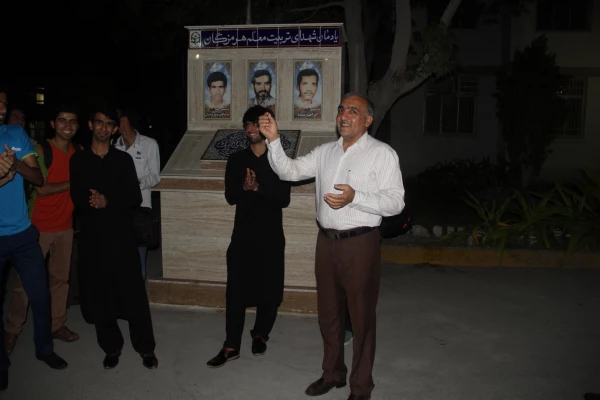 استمرار فعالیت های اردویی در پردیس شهید بهشتی هرمزگان با اردوی سیاحتی زیارتی به مقصد شیراز ، اردوی علمی به نمایشگاه کتاب تهران 4