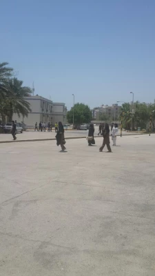 بازدید علمی دانش آموزان برتر علمی و پژوهشی متوسطه اول مناطق بیست گانه آموزش و پرورش استان هرمزگان از بخش های مختلف دانشگاه فرهنگیان هرمزگان 2