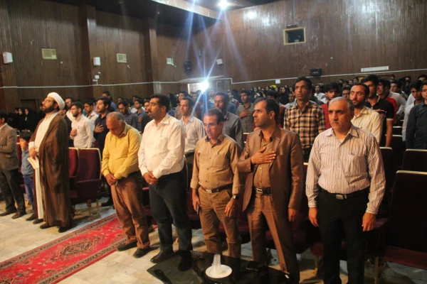 دوشنبه شب 95/2/27 با سخنرانی دکتر نوروزی مدیر گروه ادبیات دانشگاه هرمزگان برگزار شد :

سومین شب فرهنگی دانشگاه فرهنگیان هرمزگان با گرامیداشت ولادت امام مهدی (عج) و حضرت علی اکبر ، هفته خوابگاهها و زاد روز حماسه سرای نامی ایران فردوسی پاکزاد و حکیم ابوال