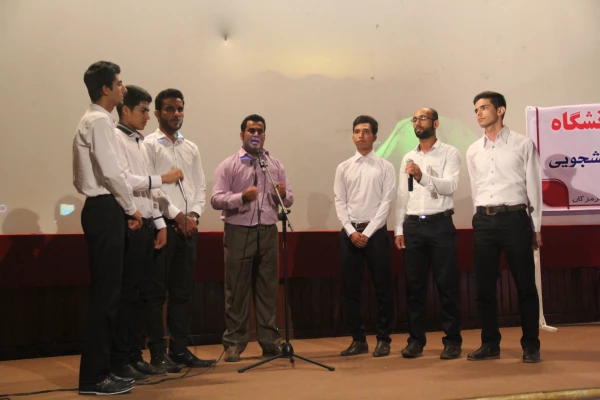 دوشنبه شب 95/2/27 با سخنرانی دکتر نوروزی مدیر گروه ادبیات دانشگاه هرمزگان برگزار شد :

سومین شب فرهنگی دانشگاه فرهنگیان هرمزگان با گرامیداشت ولادت امام مهدی (عج) و حضرت علی اکبر ، هفته خوابگاهها و زاد روز حماسه سرای نامی ایران فردوسی پاکزاد و حکیم ابوال