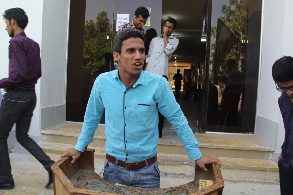 تریبون آزاد "اگر من نماینده مردم هرمزگان در مجلس بودم چه می کردم ؟" 4