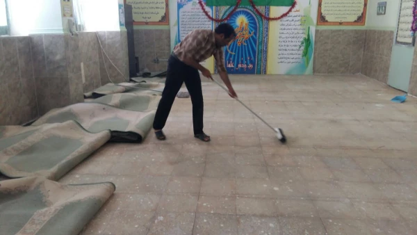 در آستانه ورود به ماه مبارک رمضان 

غبارروبی نمازخانه پردیس شهید بهشتی هرمزگان 3