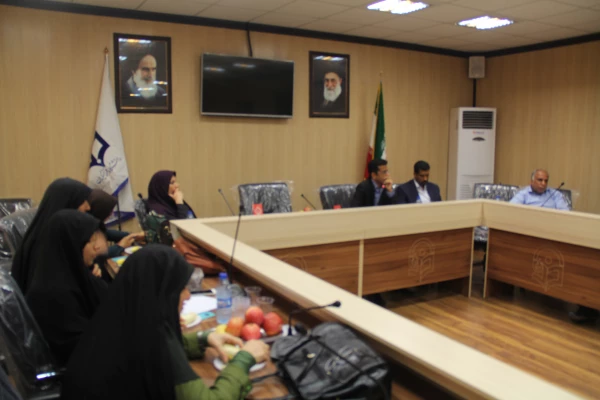 جلسه ی اعضای هیات علمی و مدرسان دانشگاه 4