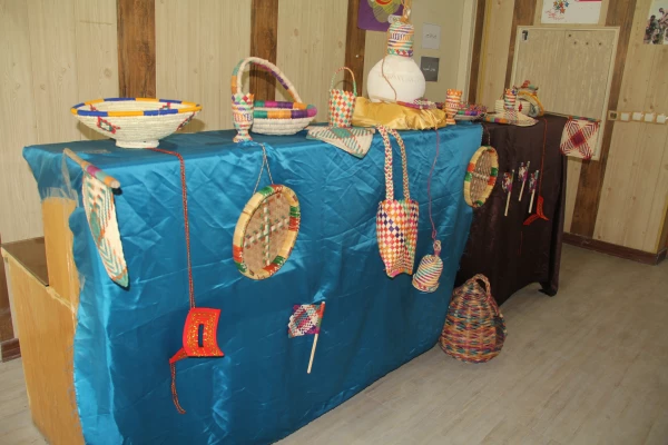 دکتر حقیری زاده: مشاورعالی استاندار هرمزگان

ما معلمان باید چگونه زیستن را به دانش آموزان بیاموزیم و نسل خود را از لحاظ فرهنگی واکسینه کنیم. 4