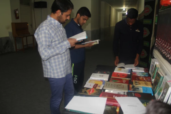 مسئول نمایندگی نهاد مقام معظم رهبری در دانشگاه فرهنگیان هرمزگان :

 هیئت های دانشجویی از بهترین مکان های عزاداری هستند که با آزادی و اختیار به عزاداری می پردازند. 2