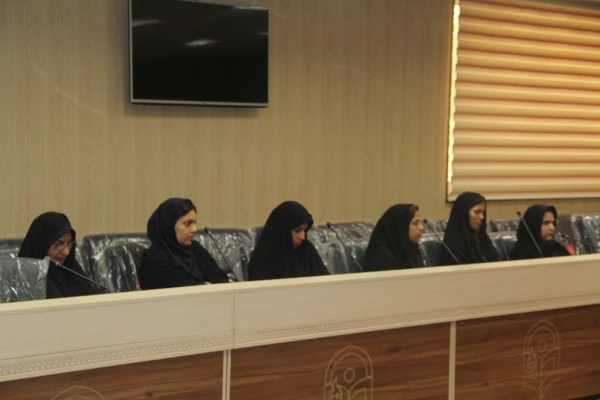 با حضور سرپرست دانشگاه فرهنگیان هرمزگان و همکاران برگزار شد :

مراسم تکریم آقای فریدون برخورداری و معارفه آقای مظفر باقرزاده معاونین آموزشی و فرهنگی و پژوهشی پردیس شهید بهشتی هرمزگان 4