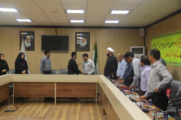 با حضور سرپرست دانشگاه فرهنگیان هرمزگان و همکاران برگزار شد :

مراسم تکریم آقای فریدون برخورداری و معارفه آقای مظفر باقرزاده معاونین آموزشی و فرهنگی و پژوهشی پردیس شهید بهشتی هرمزگان 7