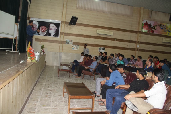 حضور پرشور وشعف دانشجویان پردیس شهید بهشتی در انتخابات کانون ها و انجمن های علمی
نهاد پویایی و سرزندگی وعشق به کار و پذیرش مسئولیت 4