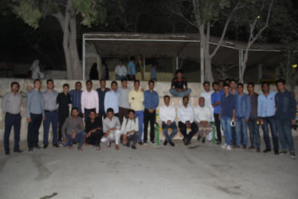 برگزاری اردوی دانشجو معلمان ورودی 95 به منطقه آبگرم گنو بندرعباس و برگزاری نشست توجیهی 6