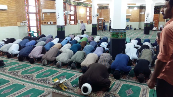 در روز ملی مبارزه با استکبار جهانی 

شرکت 60 دانشجو معلم در اردوی راهیان نور دریایی 10