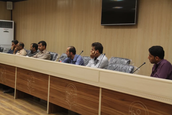 دکتر ضیایی سرپرست دانشگاه فرهنگیان هرمزگان :

شورای صنفی انتقال دهنده و پیگیری کننده مشکلات صنفی دانشجویان است .
 5