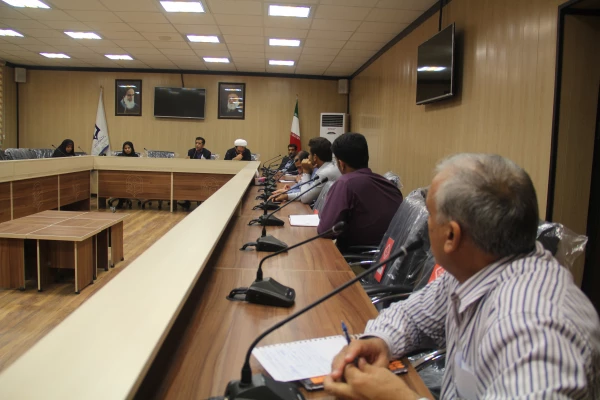 دکتر ضیایی سرپرست دانشگاه فرهنگیان هرمزگان :

شورای صنفی انتقال دهنده و پیگیری کننده مشکلات صنفی دانشجویان است .
 9