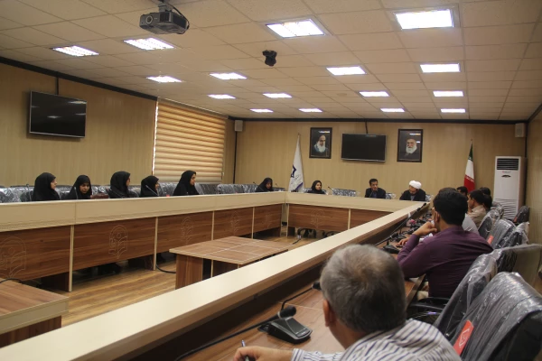 دکتر ضیایی سرپرست دانشگاه فرهنگیان هرمزگان :

شورای صنفی انتقال دهنده و پیگیری کننده مشکلات صنفی دانشجویان است .
 10