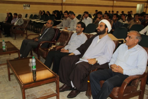 با همکاری اداره کل کتابخانه های استان هرمزگان و دانشگاه فرهنگیان برای دومین سال برگزار شد .

نشست کتاب خوان تخصصی ، مطالعات تعلیم و تربیت و نظام های درسی 3