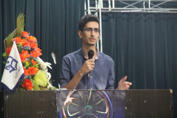 توسط بسیج دانشجویی دانشگاه فرهنگیان هرمزگان برگزار شد .

تریبون آزاد  با موضوع " مسائل جذب نیروی انسانی در آموزش و پرورش " 
 6