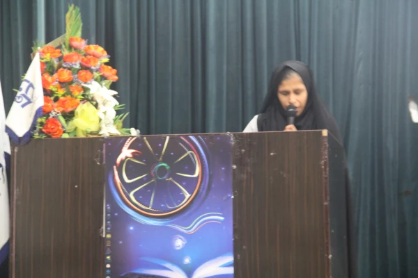 توسط بسیج دانشجویی دانشگاه فرهنگیان هرمزگان برگزار شد .

تریبون آزاد  با موضوع " مسائل جذب نیروی انسانی در آموزش و پرورش " 
 11