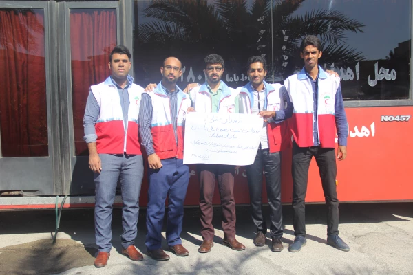 به همت کانون دانشجویی هلال احمر با هماهنگی سازمان انتقال خون انجام شد .

اهدای خون توسط دانشجویان و همکاران پردیس شهید بهشتی  هرمزگان 2