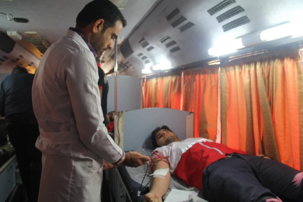 به همت کانون دانشجویی هلال احمر با هماهنگی سازمان انتقال خون انجام شد .

اهدای خون توسط دانشجویان و همکاران پردیس شهید بهشتی  هرمزگان 3