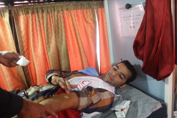 به همت کانون دانشجویی هلال احمر با هماهنگی سازمان انتقال خون انجام شد .

اهدای خون توسط دانشجویان و همکاران پردیس شهید بهشتی  هرمزگان 5