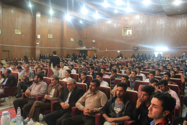 برگزاری مراسم با شکوه شانزدهم آذر روز دانشجو در دانشگاه فرهنگیان هرمزگان 2