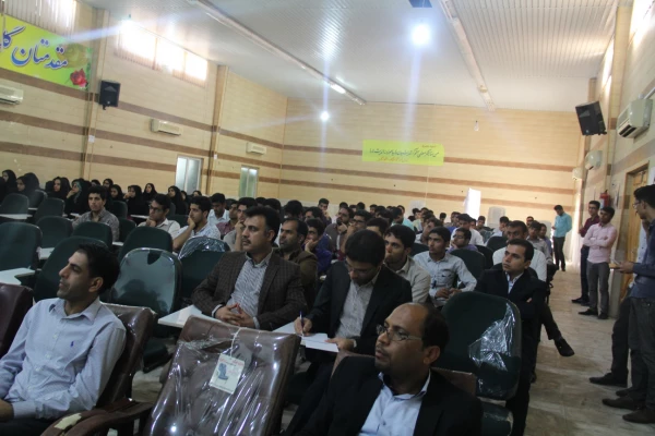 در روز دانشجو انجمن اسلامی پردیس شهید بهشتی هرمزگان برگزار کرد:

نشست تحلیلی نقش جنبش های دانشجویی در تحولات ایران معاصر 3