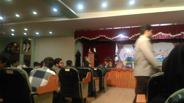 نماینده تشکل های دانشجویی در نشست نمایندگان دانشجویان دانشگاه های استان  با استاندار هرمزگان در روز دانشجو بیان کرد:

ایجاد امنیت فرهنگی مهمترین دستاورد دولت تدبیر و امید در دانشگاه فرهنگیان استان دانست . 5