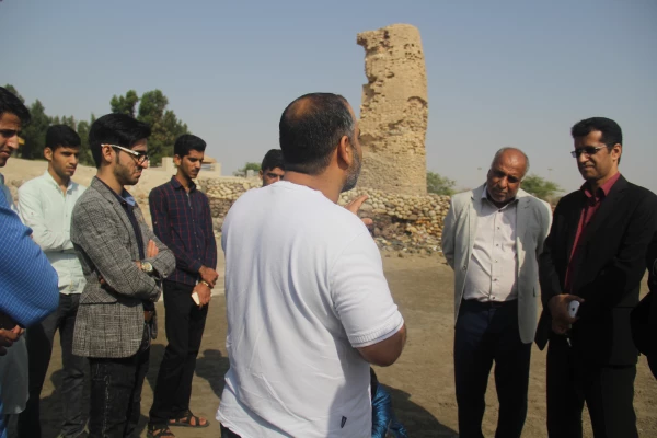 چهارمین اردوی هرمزگان گردی دانشجویان به مقصد شهر تاریخی کنگ 14
