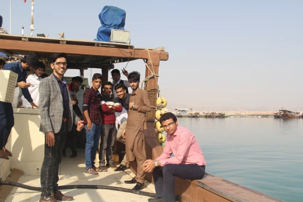 چهارمین اردوی هرمزگان گردی دانشجویان به مقصد شهر تاریخی کنگ 16