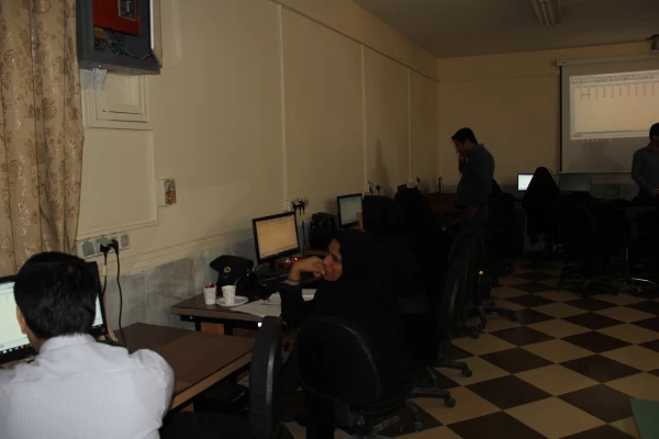 برگزاری دوره بالندگی " آشنایی با نرم افزار spss" مقدماتی ویژه اعضای هیات علمی دانشگاه فرهنگیان هرمزگان  2