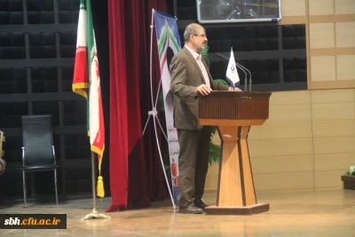 دکتر مطیعی مشاورمحترم  رئیس و مدیر کل امور دانشجویان داخل وزارت علوم و تحقیقات و فن آوری در اولین کارگاه آموزشی راهکارها و سیاست های راهبردی شورای بررسی موارد خاص بیان داشت :

ارتقا و ایجاد ارزش افزوده هر کشور در گرو ارتقا نیروی انسانی آن است و دانشگاهها به لحاظ اخلاقی و فرهنگی و سیاسی مسئول توسعه این بخش به شمار می آیند در این بین دانشگاه فرهنگیان نقش ممتازتری دارد.